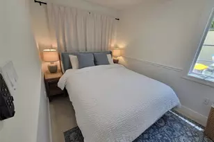 323 Madison Dr, Sarasota, FL 34236 - Photo 10