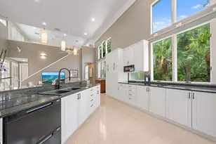 617 Weston Pointe Ct, Longboat Key, FL 34228 - Photo 14
