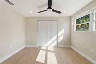 782 Birdsong Ln, Sarasota, FL 34242 - Photo 40