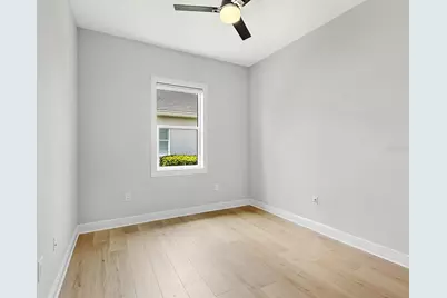 8282 Grande Shores Drive, Sarasota, FL 34240 - Photo 32