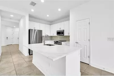 8424 Nandina Drive, Sarasota, FL 34240 - Photo 18
