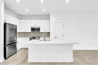 8424 Nandina Drive, Sarasota, FL 34240 - Photo 14