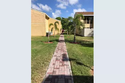 3453 Clark #252, Sarasota, FL 34231 - Photo 14