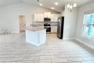 4865 Manila Ave, North Port, FL 34288 - Photo 4