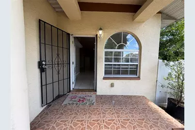 3467 51st Avenue N, Saint Petersburg, FL 33713 - Photo 2