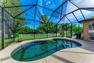 10918 Bullrush Terrace, Lakewood Ranch, FL 34202 - Photo 2