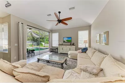 10918 Bullrush Terrace, Lakewood Ranch, FL 34202 - Photo 8