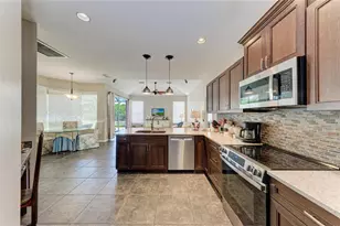 10918 Bullrush Terrace, Lakewood Ranch, FL 34202 - Photo 12
