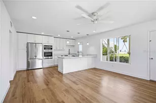 765 John Ringling Blvd, Sarasota, FL 34236 - Photo 8