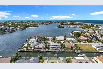 620 North Point Drive, Holmes Beach, FL 34217 - Photo 78
