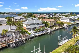 620 North Point Dr, Holmes Beach, FL 34217 - Photo 74