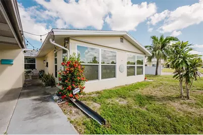 2463 Terry Lane, Sarasota, FL 34231 - Photo 38