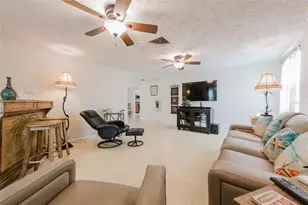 2463 Terry Ln, Sarasota, FL 34231 - Photo 12