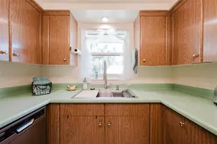 2463 Terry Ln, Sarasota, FL 34231 - Photo 22