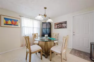 2463 Terry Ln, Sarasota, FL 34231 - Photo 18