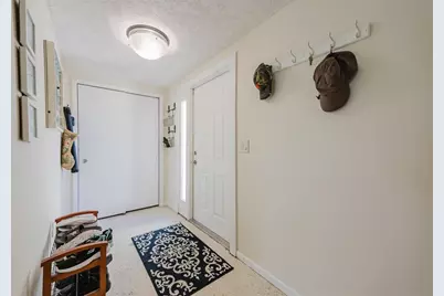 2463 Terry Lane, Sarasota, FL 34231 - Photo 6