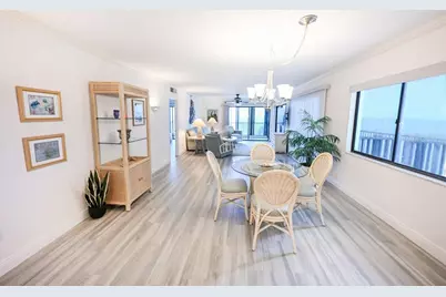 1100 Benjamin Franklin Drive #502, Sarasota, FL 34236 - Photo 4