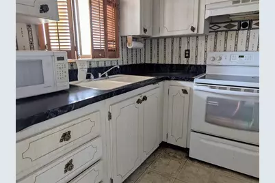 3714 Lake Bayshore Drive #K-418, Bradenton, FL 34205 - Photo 4