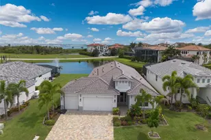 5504 Title Row Dr, Bradenton, FL 34210 - Photo 4