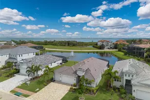 5504 Title Row Dr, Bradenton, FL 34210 - Photo 2
