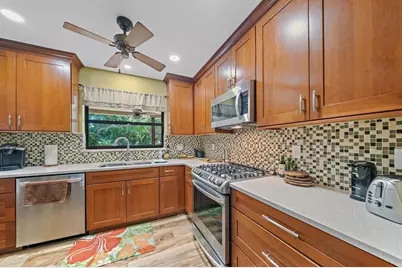 2462 Clematis Street, Sarasota, FL 34239 - Photo 6