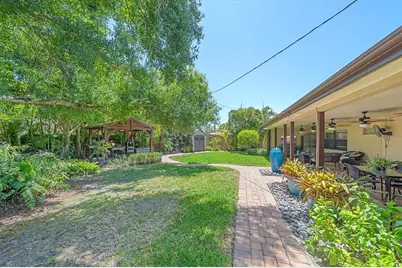 2462 Clematis Street, Sarasota, FL 34239 - Photo 36