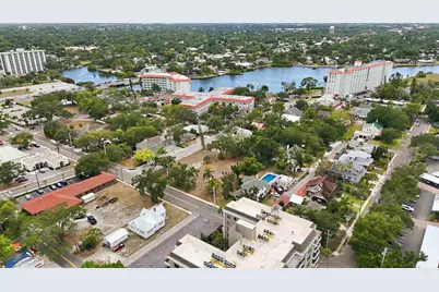 204 15th Street W, Bradenton, FL 34205 - Photo 4