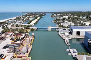 100 Circuit Rd, Nokomis, FL 34275 - Photo 2