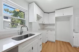 1350 15th St, Sarasota, FL 34236 - Photo 8