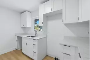 1350 15th St, Sarasota, FL 34236 - Photo 6