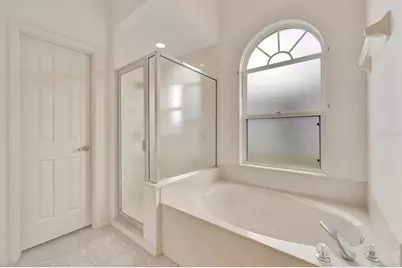 4206 73rd Terrace E, Sarasota, FL 34243 - Photo 12
