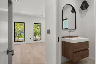 1681 Oak St, Sarasota, FL 34236 - Photo 54