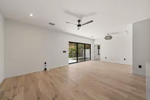 1681 Oak St, Sarasota, FL 34236 - Photo 32
