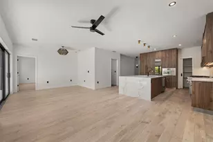 1681 Oak St, Sarasota, FL 34236 - Photo 38