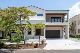 1681 Oak St, Sarasota, FL 34236 - Photo 2