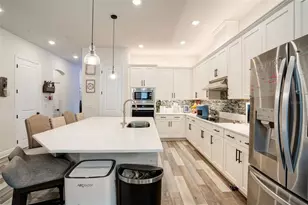 5285 Twin Flower Ln, Sarasota, FL 34233 - Photo 16