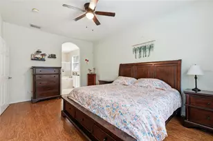 835 Cedarcrest Ct, Sarasota, FL 34232 - Photo 12