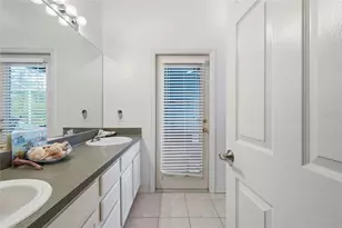 835 Cedarcrest Ct, Sarasota, FL 34232 - Photo 30