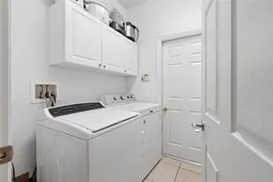 835 Cedarcrest Ct, Sarasota, FL 34232 - Photo 60