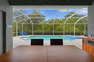 835 Cedarcrest Ct, Sarasota, FL 34232 - Photo 6