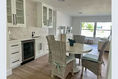 1625 Idle Lane, Sarasota, FL 34231 - Photo 4