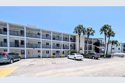 2008 Canal Drive #M3, Bradenton, FL 34207 - Photo 1