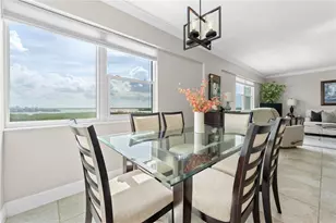 1700 Benjamin Franklin Dr, Sarasota, FL 34236 - Photo 4