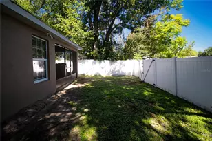 307 NW 8th St, Mulberry, FL 33860 - Photo 24