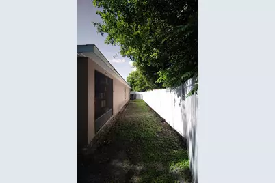 307 NW 8th Street, Mulberry, FL 33860 - Photo 26