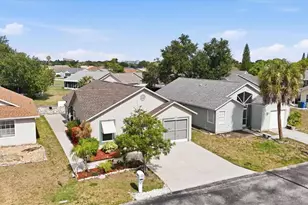 4006 W 37th Street Ct W, Bradenton, FL 34205 - Photo 4