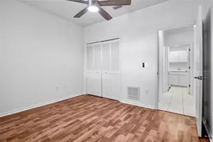 3415 E Chelmsford Ct, Sarasota, FL 34235 - Photo 24