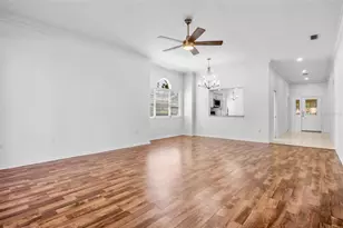 3415 E Chelmsford Ct, Sarasota, FL 34235 - Photo 10