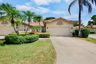 3415 E Chelmsford Ct, Sarasota, FL 34235 - Photo 2