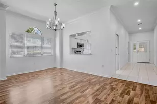 3415 E Chelmsford Ct, Sarasota, FL 34235 - Photo 12